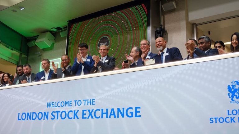 Image shows the London Stock Exchange welcoming the MENA Financial Crime Compliance Group - Europe for a Market Close ceremony in celebration of its first inaugural event since its inception in 2021. 